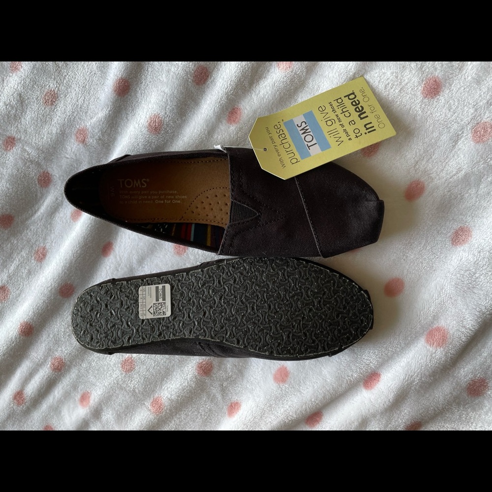 Tom’s classic brand new with box
